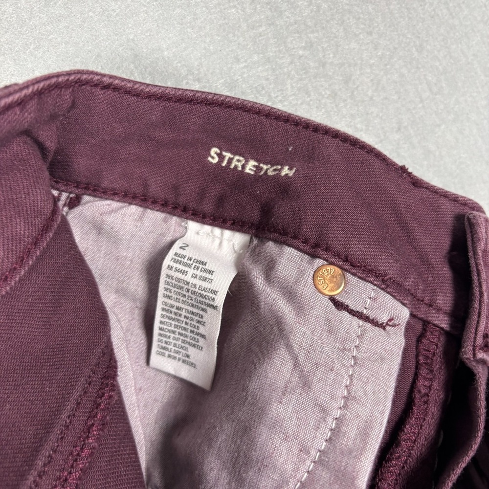 American Eagle Outfitters Cut-off Shorts Women's Size 2 Stretch Burgundy 3" - Picture 6 of 8